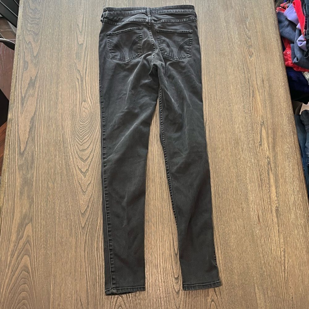 Hollister Black Skinny Jeans Size 5R - Picture 6 of 10